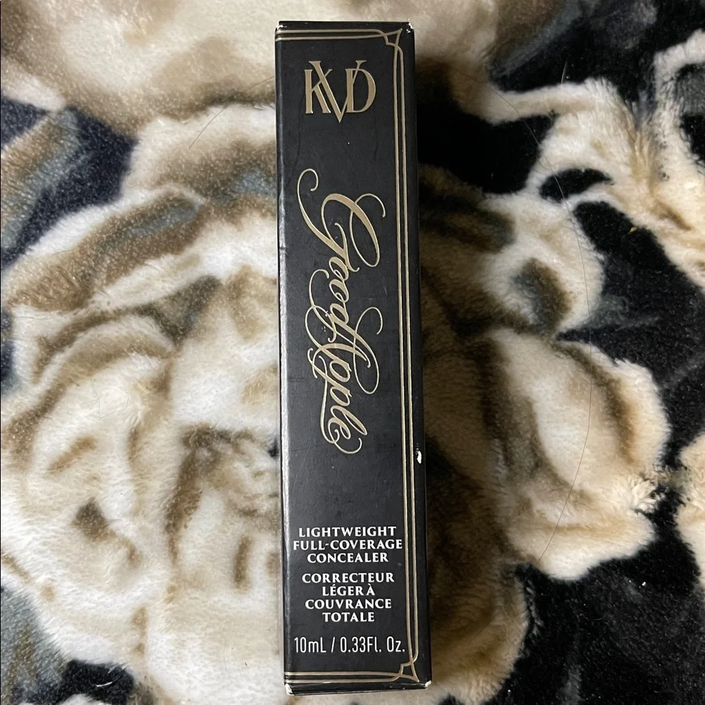 KVD Medium 146 Good Apple Lightweight Full-Coverage Concealer